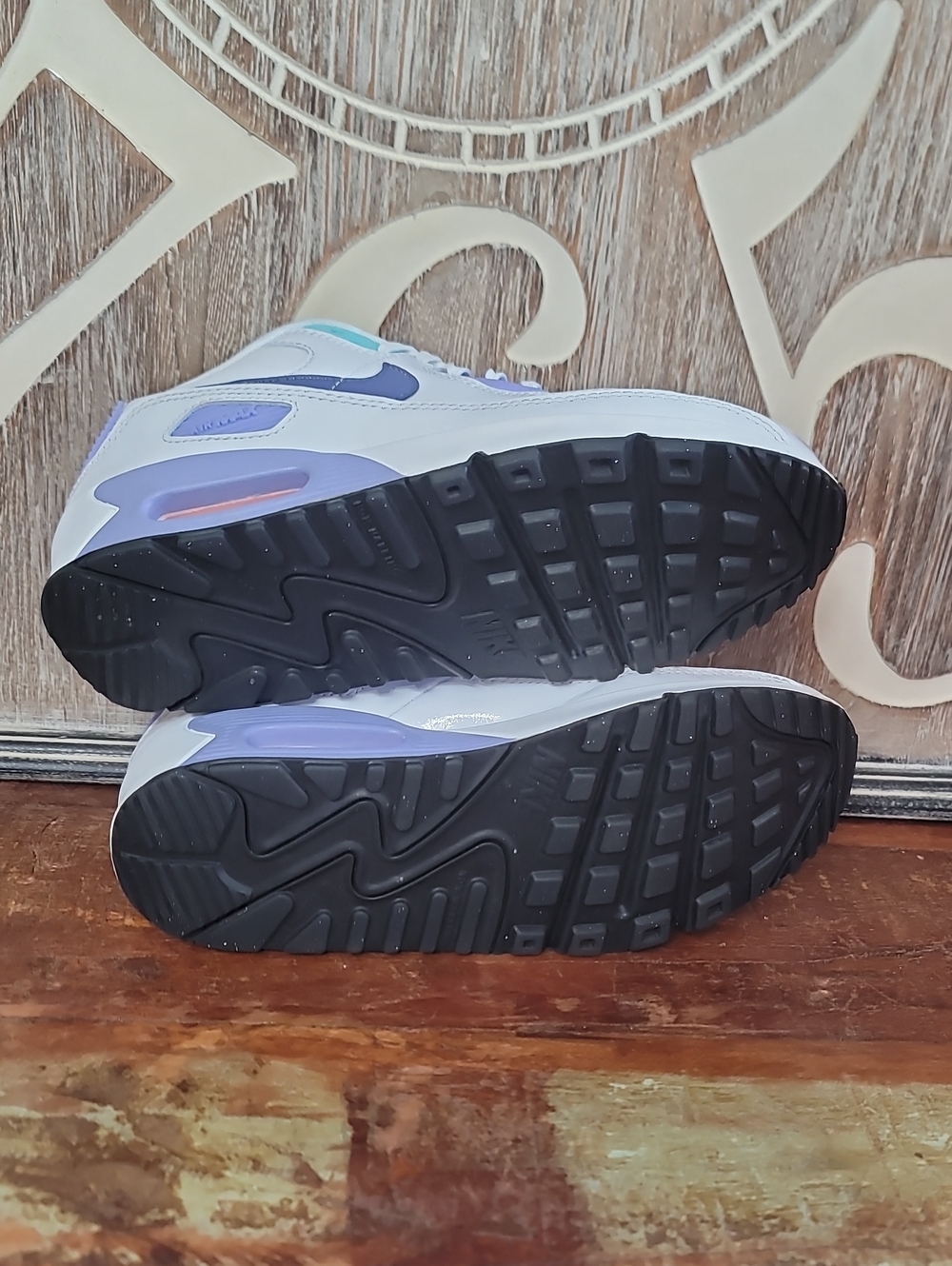 🔥 Nike Air Max 90 (Special Edition) 'White Dark Purple Dust' Wmns 6.5 Good Cond - Picture 11 of 16